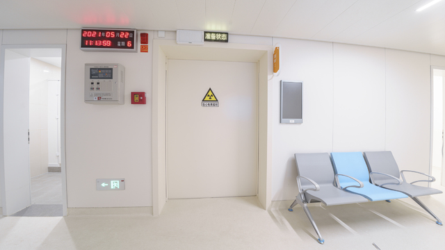 lead door 3